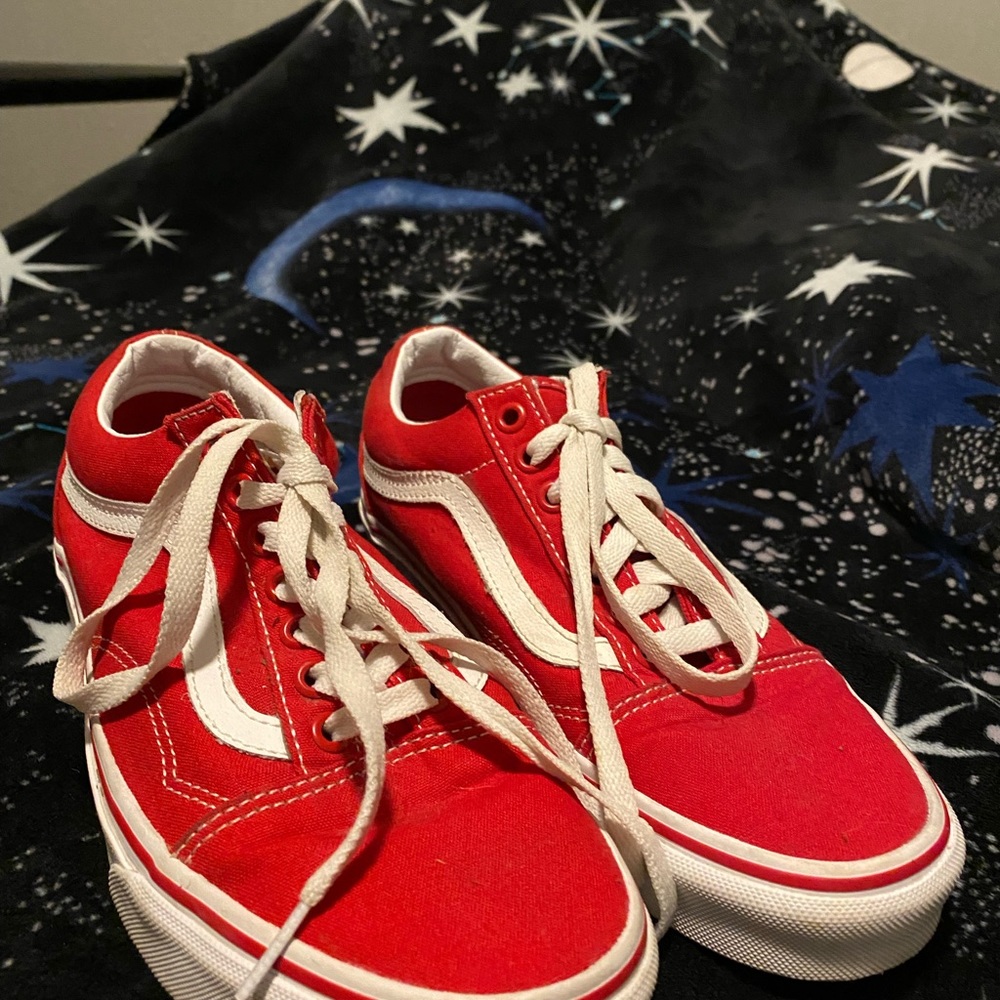 red vans - Picture 2 of 3